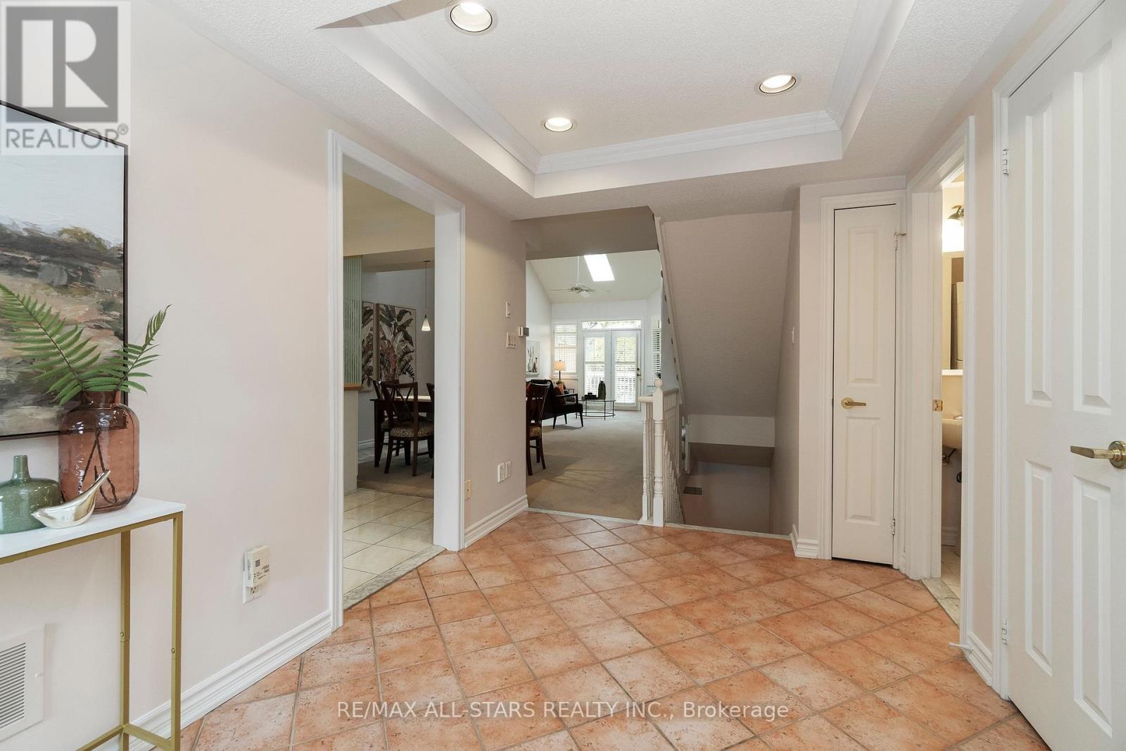 30 Blue Heron Beach Way, Markham, Ontario  L6E 1B4 - Photo 5 - N12874548