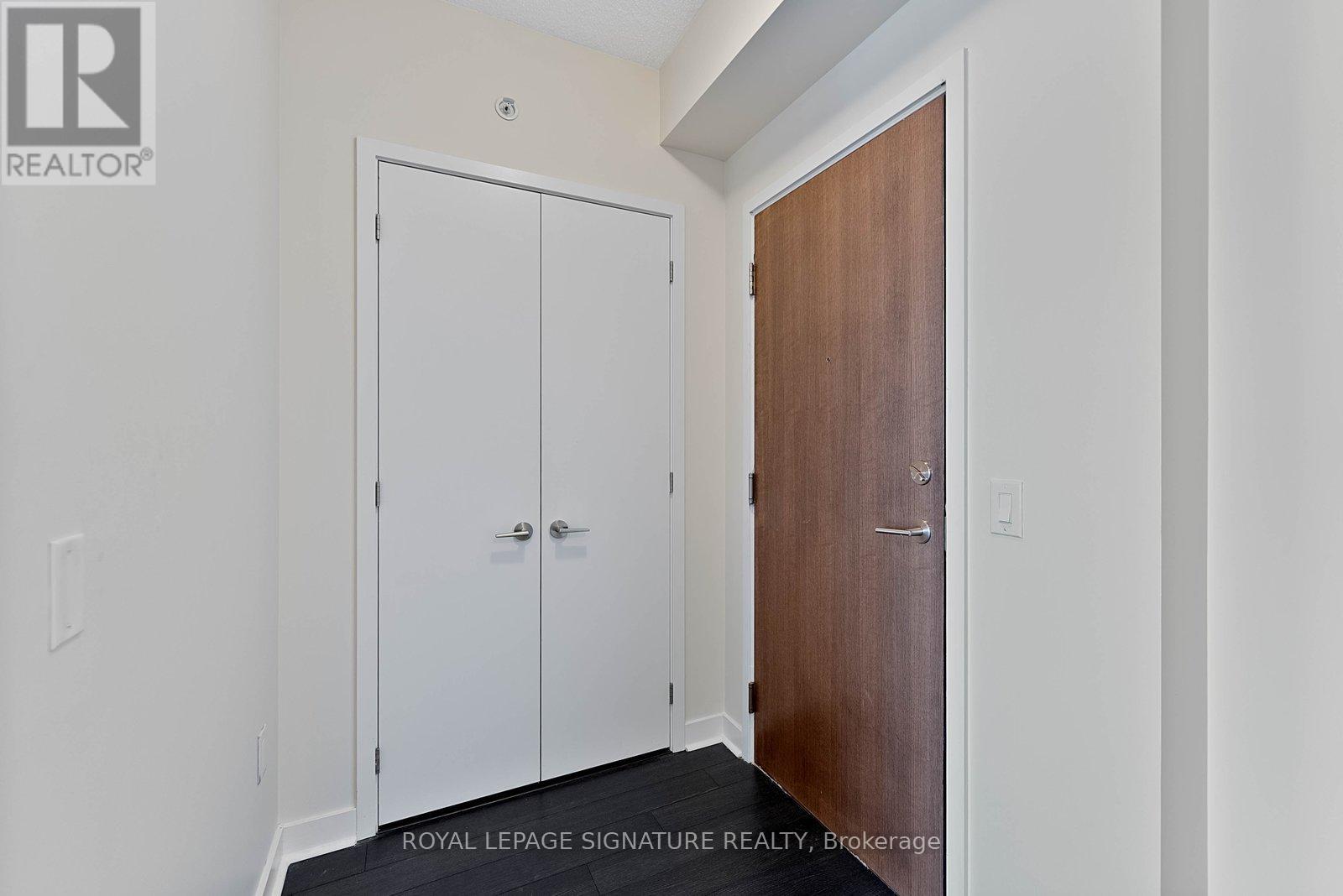 3301 - 3975 Grand Park Drive, Mississauga (City Centre), Ontario  L5B 4M6 - Photo 6 - W12842084