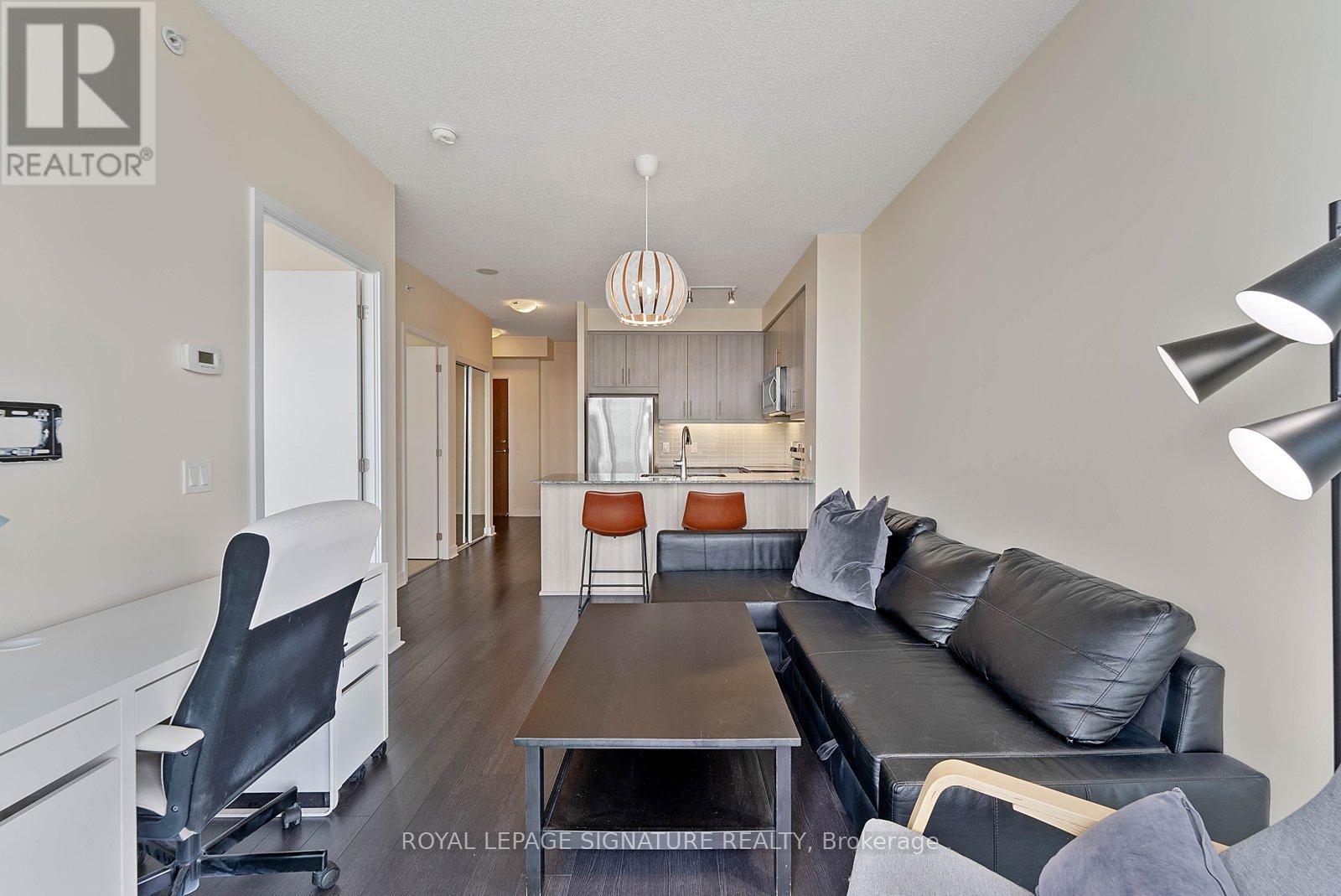 3301 - 3975 Grand Park Drive, Mississauga (City Centre), Ontario  L5B 4M6 - Photo 18 - W12842084