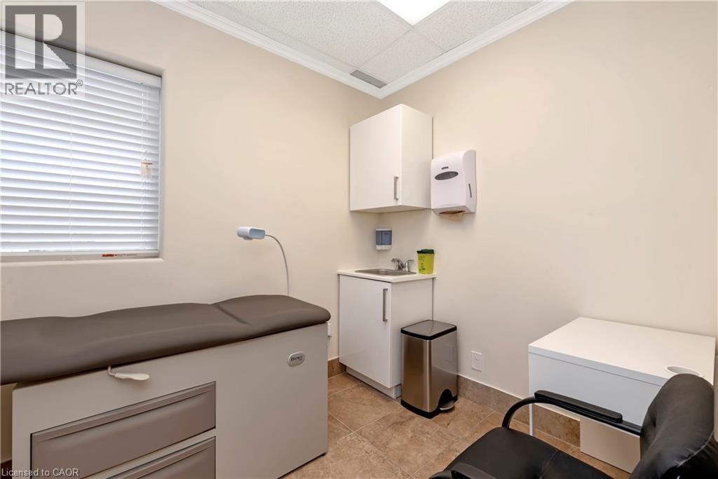 574 Upper James Street, Hamilton, Ontario  L9C 2Y6 - Photo 21 - 40811507