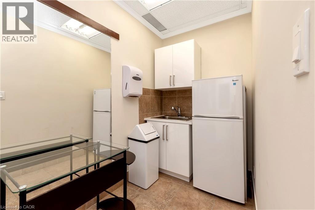 574 Upper James Street, Hamilton, Ontario  L9C 2Y6 - Photo 22 - 40811507