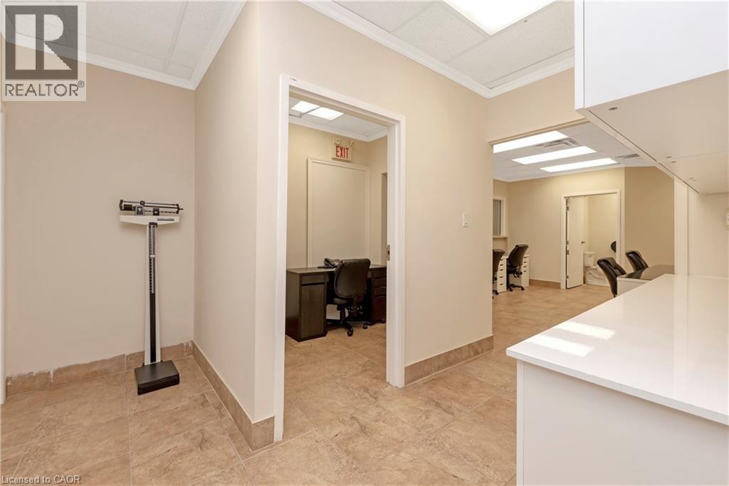 574 Upper James Street, Hamilton, Ontario  L9C 2Y6 - Photo 24 - 40811507