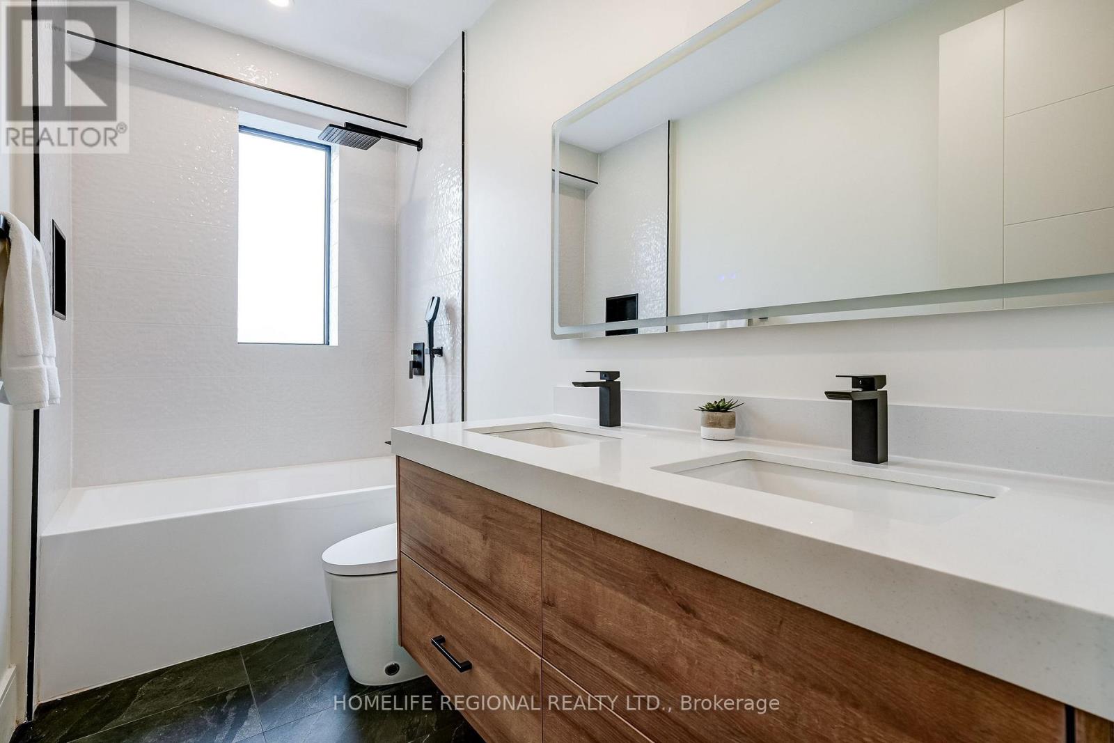 12 Macdonell Avenue, Toronto, Ontario  M6R 2A2 - Photo 18 - W12874496