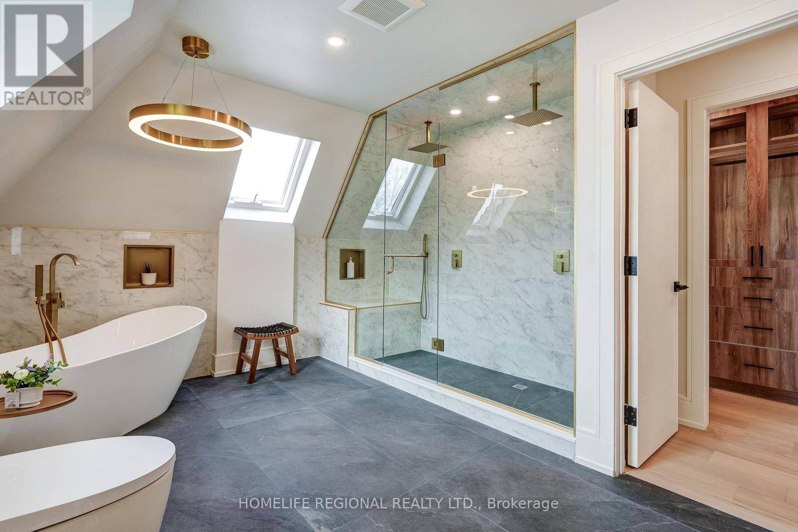 12 Macdonell Avenue, Toronto, Ontario  M6R 2A2 - Photo 31 - W12874496