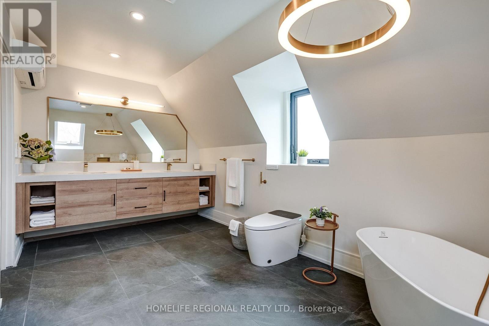 12 Macdonell Avenue, Toronto, Ontario  M6R 2A2 - Photo 32 - W12874496