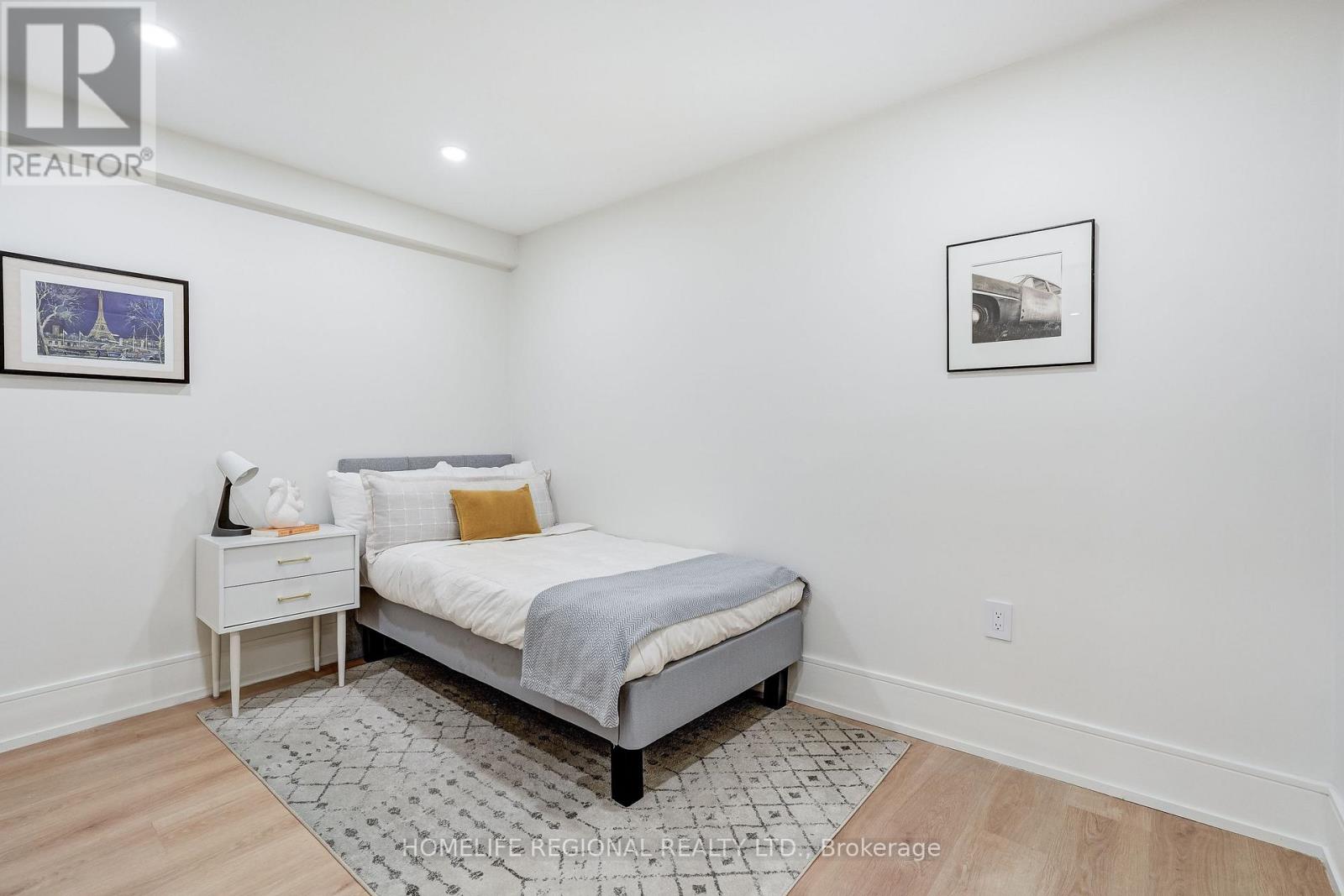 12 Macdonell Avenue, Toronto, Ontario  M6R 2A2 - Photo 38 - W12874496