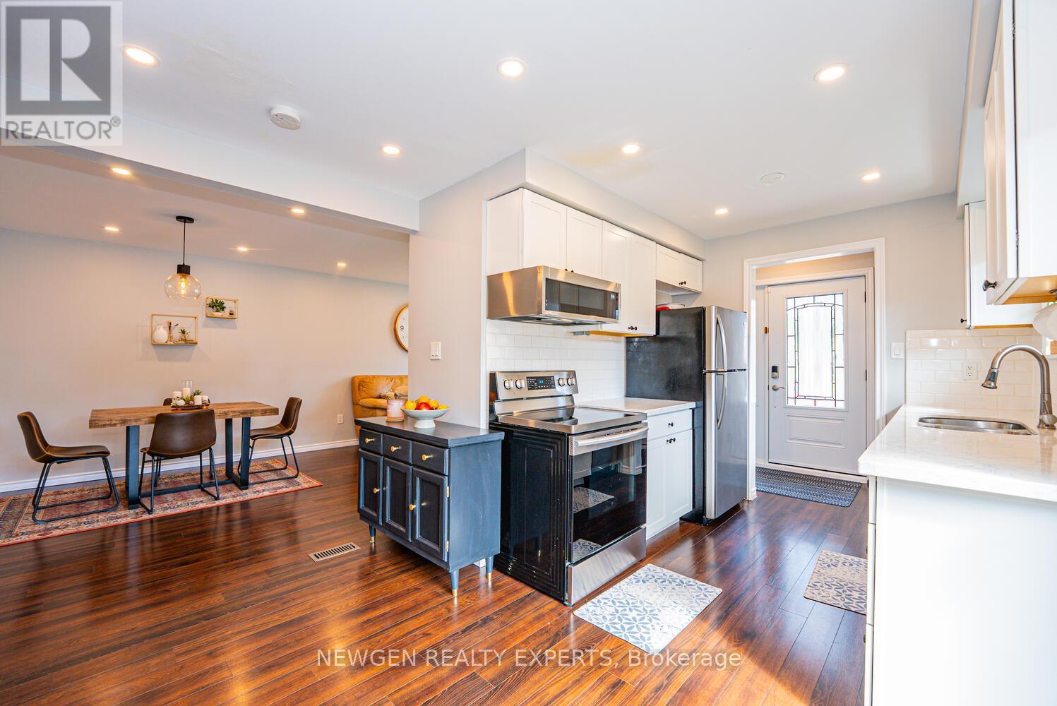 45 Grange Drive, Brampton, Ontario  L6X 2H1 - Photo 16 - W12874588