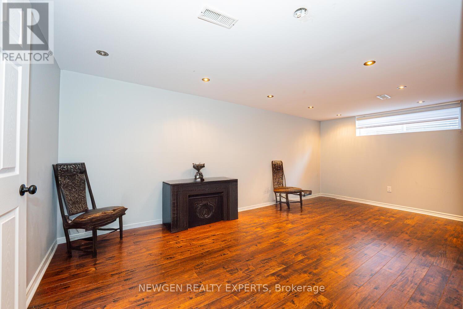 45 Grange Drive, Brampton, Ontario  L6X 2H1 - Photo 35 - W12874588