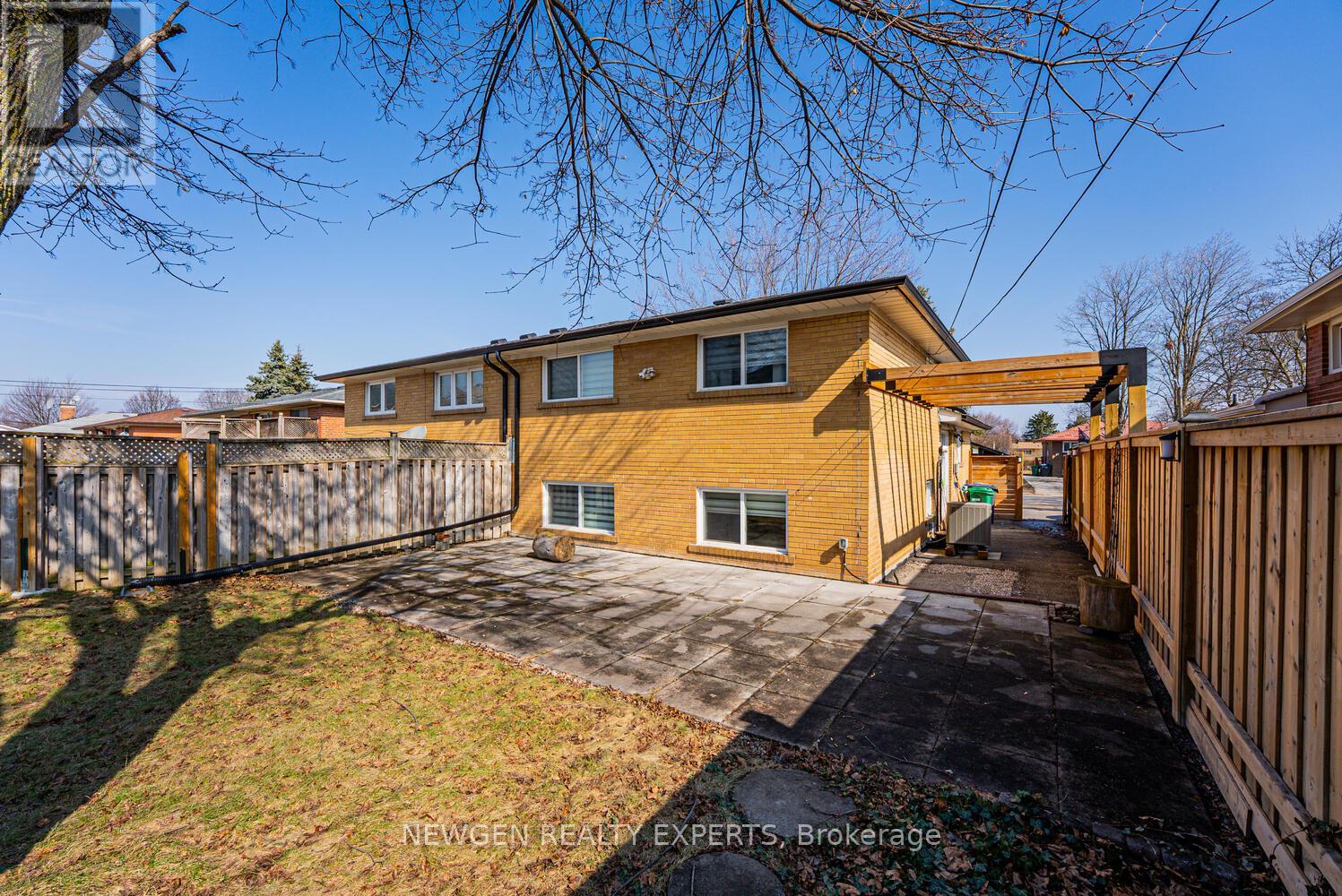 45 Grange Drive, Brampton, Ontario  L6X 2H1 - Photo 41 - W12874588