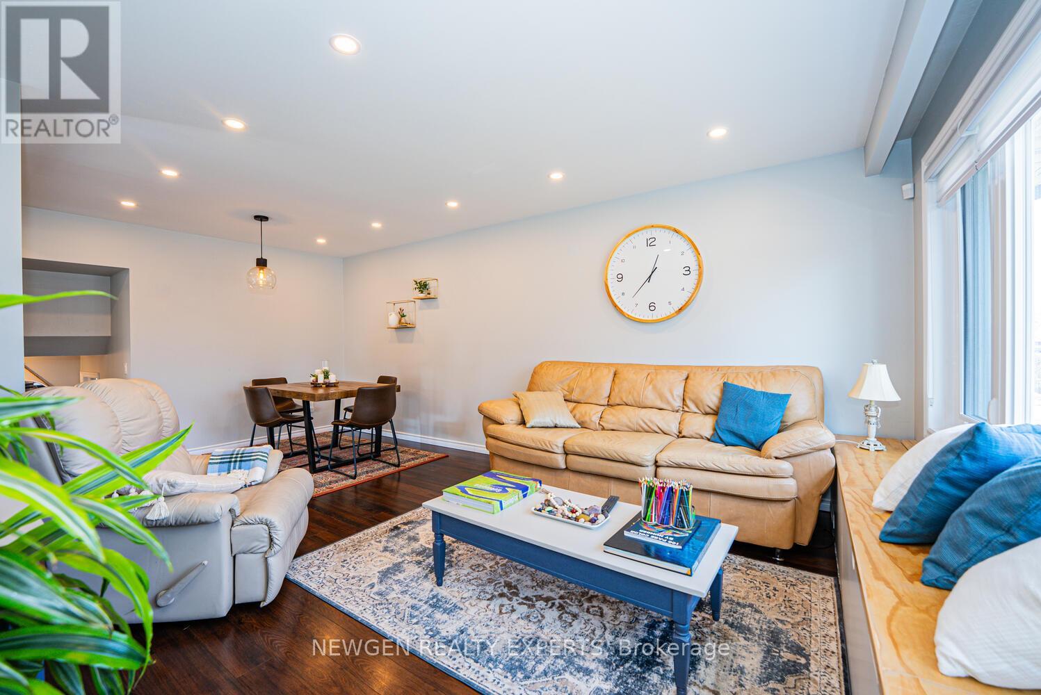 45 Grange Drive, Brampton, Ontario  L6X 2H1 - Photo 7 - W12874588