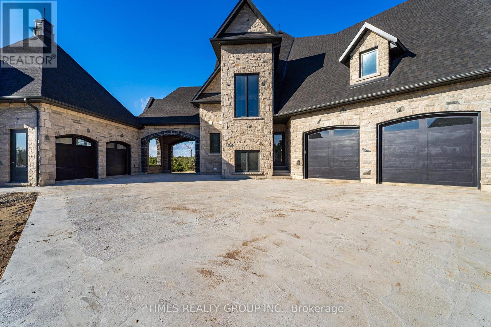 17 Edgewild Drive, Caledon, Ontario  L7E 4H7 - Photo 5 - W12874604