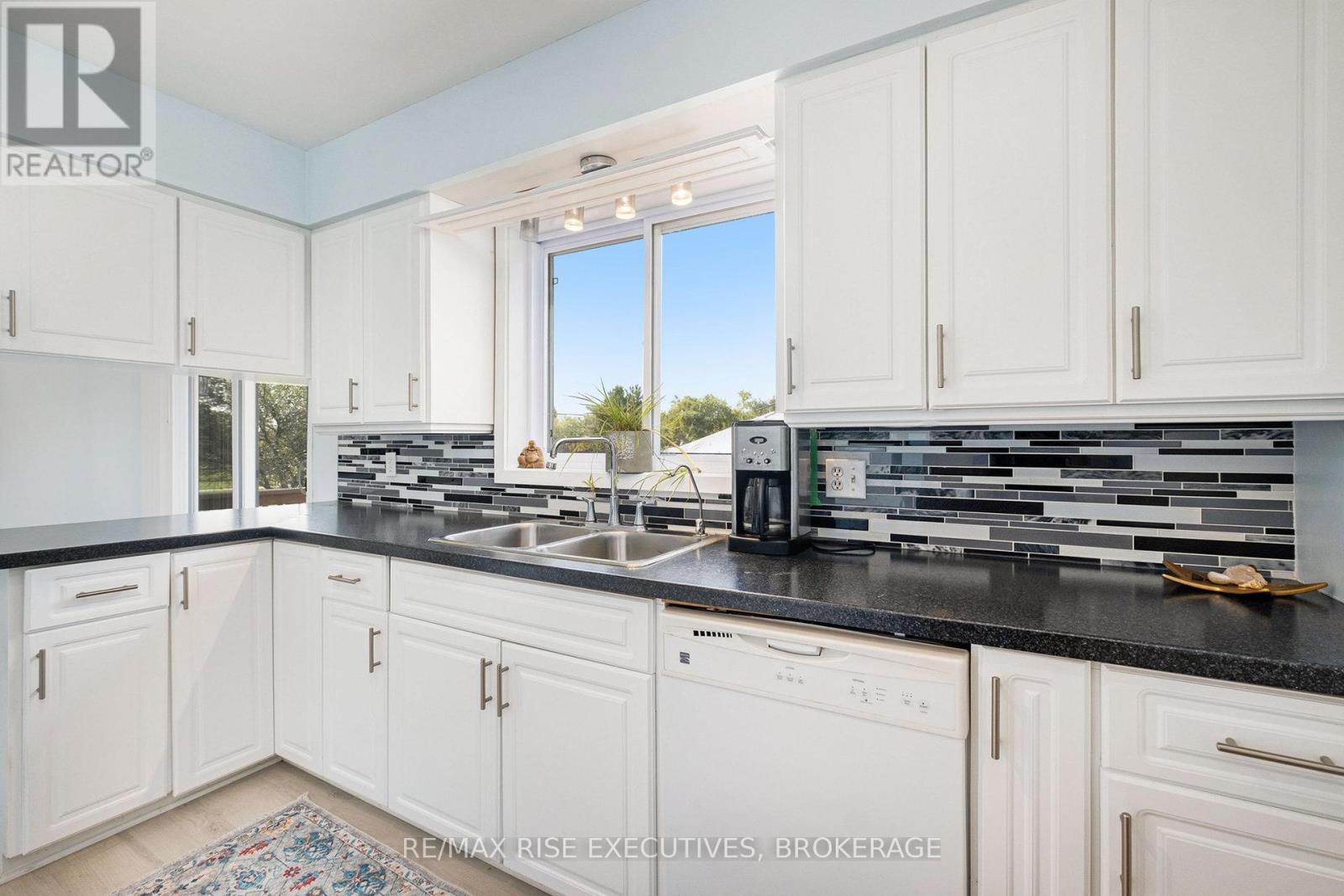 187 Jodi Lane, Drummond/north Elmsley, Ontario  K7H 3C7 - Photo 11 - X12874536