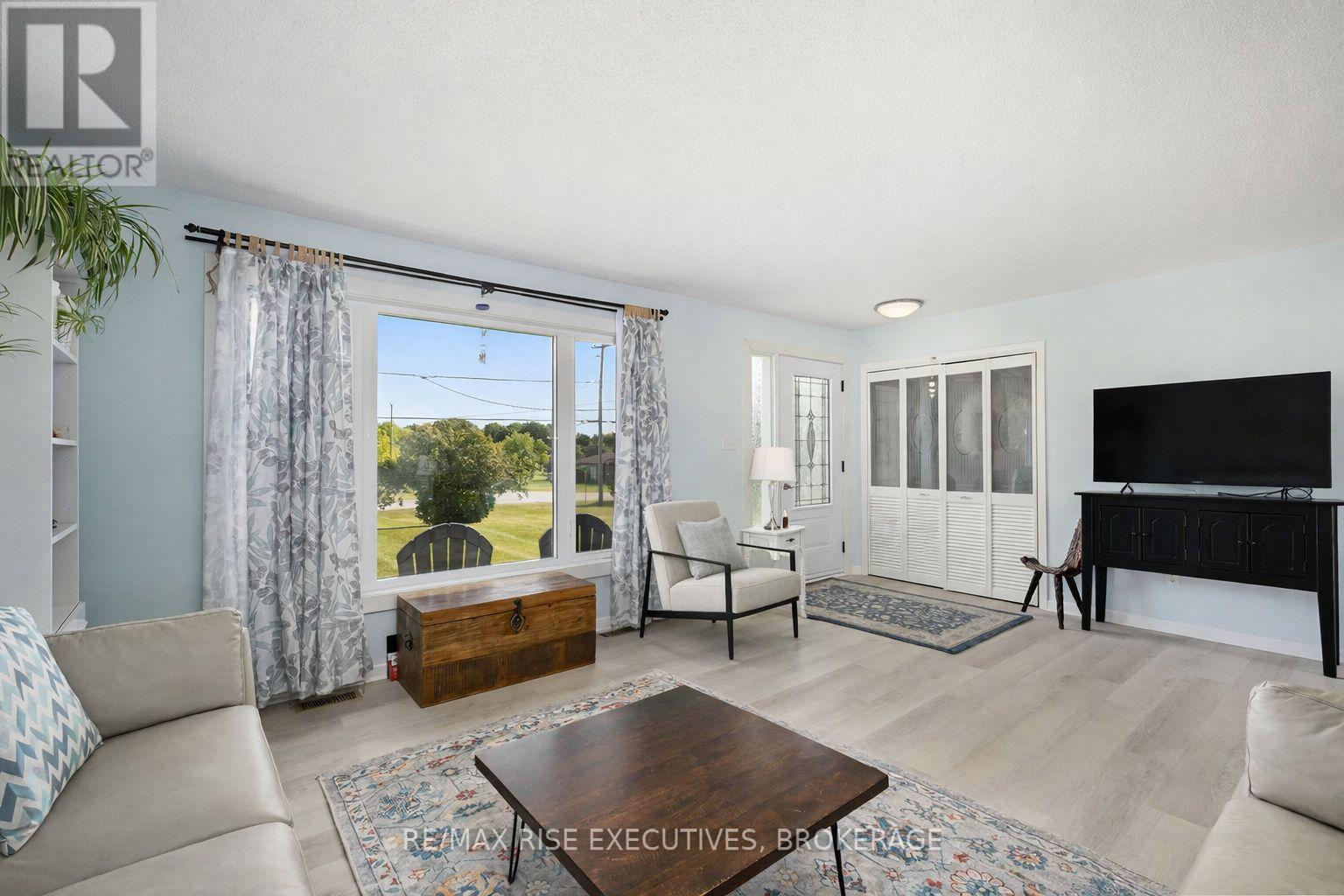 187 Jodi Lane, Drummond/north Elmsley, Ontario  K7H 3C7 - Photo 6 - X12874536