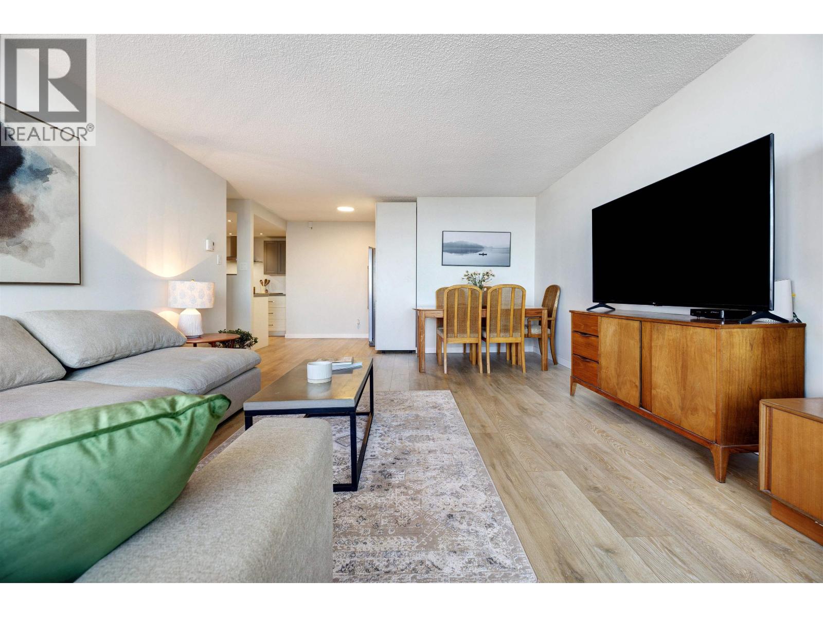 2104 5652 Patterson Avenue, Burnaby, British Columbia  V5H 4C8 - Photo 5 - R3092093