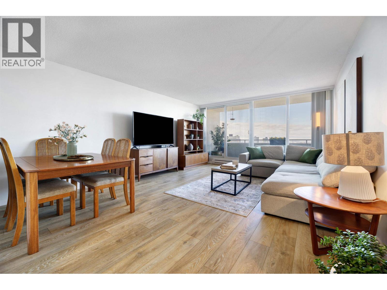 2104 5652 Patterson Avenue, Burnaby, British Columbia  V5H 4C8 - Photo 4 - R3092093