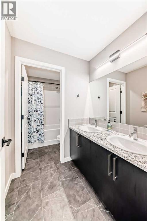 1337 Chinook Gate Green Sw, Airdrie, Alberta  T4B 5J1 - Photo 31 - A2292831