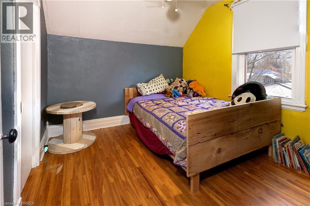 38 Mowat Street, Stratford, Ontario  N5A 2B7 - Photo 13 - 40807853