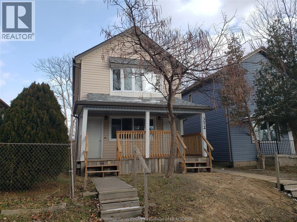 MLS# 26005195: 372 LOUIS Unit# UPPER, Windsor, Canada
