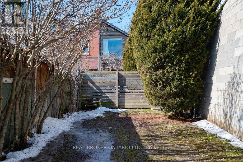 329 Manning Avenue, Toronto (Trinity-Bellwoods), Ontario  M6J 2K8 - Photo 33 - C12777730