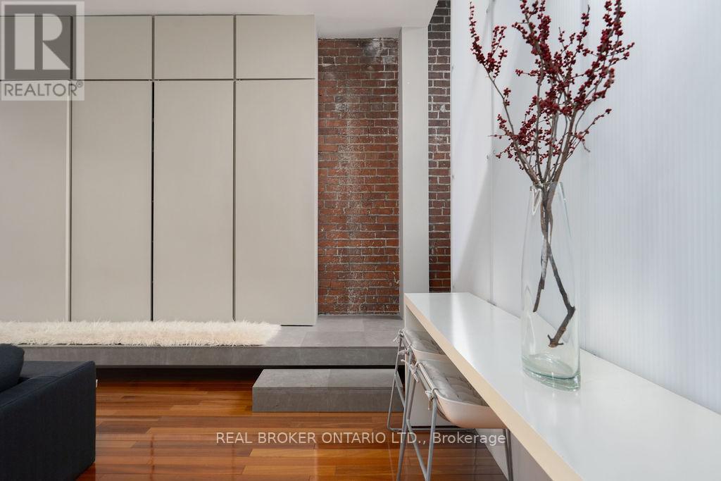 329 Manning Avenue, Toronto (Trinity-Bellwoods), Ontario  M6J 2K8 - Photo 6 - C12777730