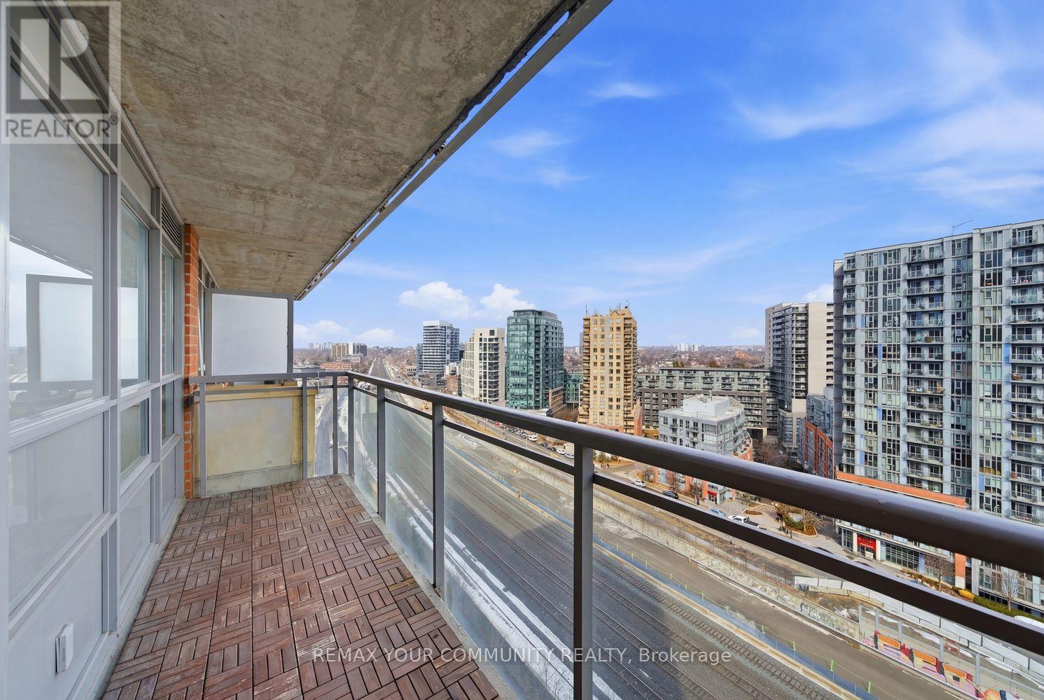 1526 - 38 Joe Shuster Way, Toronto (South Parkdale), Ontario  M6K 0A5 - Photo 32 - W12862034