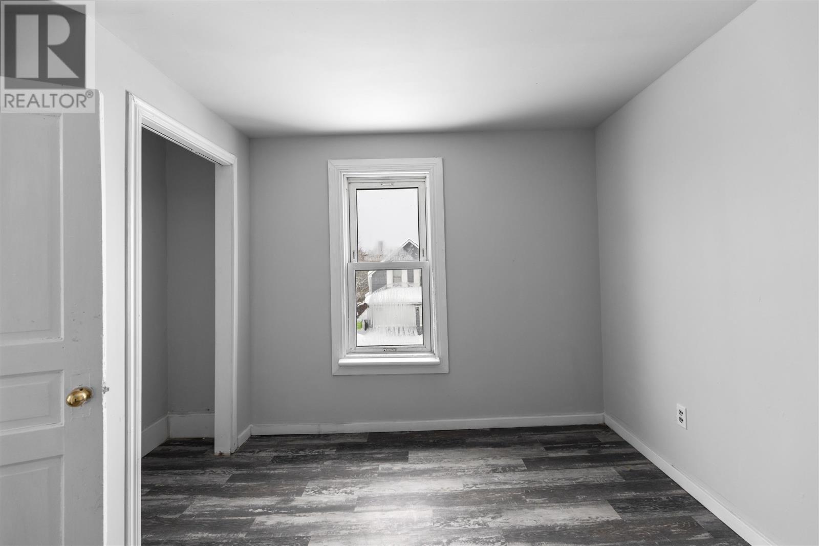 32 Cathcart St, Sault Ste. Marie, Ontario  P6A 1E1 - Photo 23 - SM253455