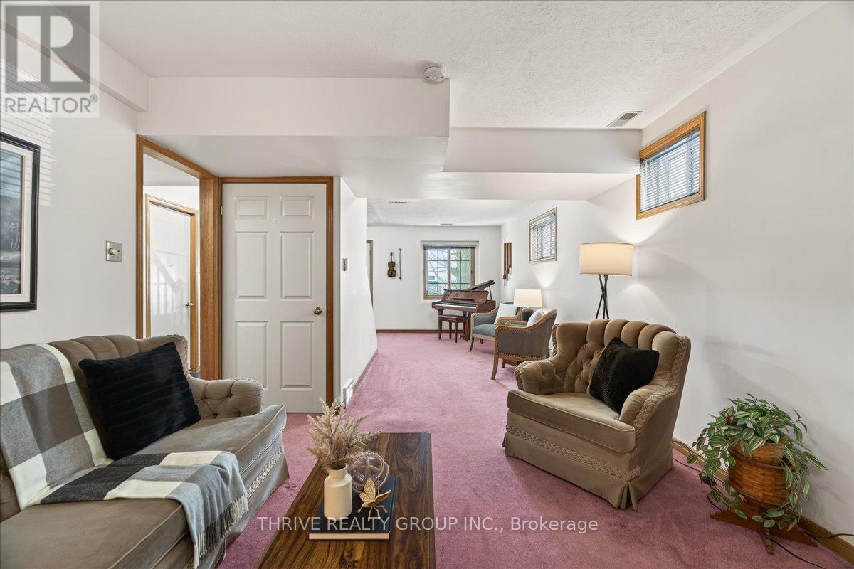 178 Elizabeth Avenue, Ingersoll, Ontario  N5C 3Y2 - Photo 11 - X12869968