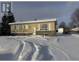 25 Brooks Street, Manitouwadge, Ontario