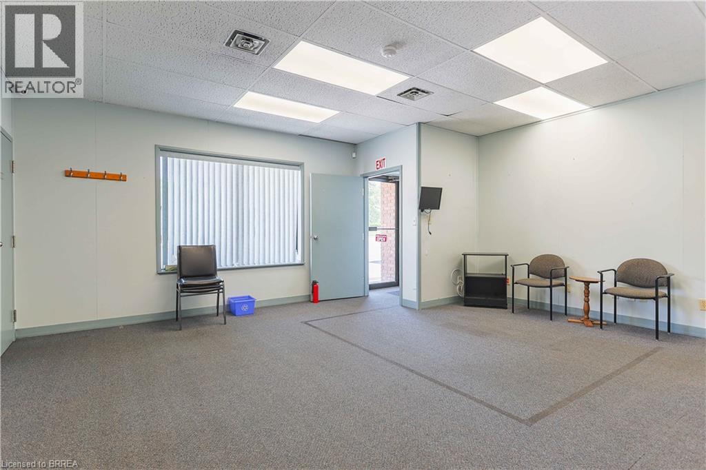 166 Charing Cross Street Unit# A, Brantford, Ontario  N3R 2J4 - Photo 5 - 40809502