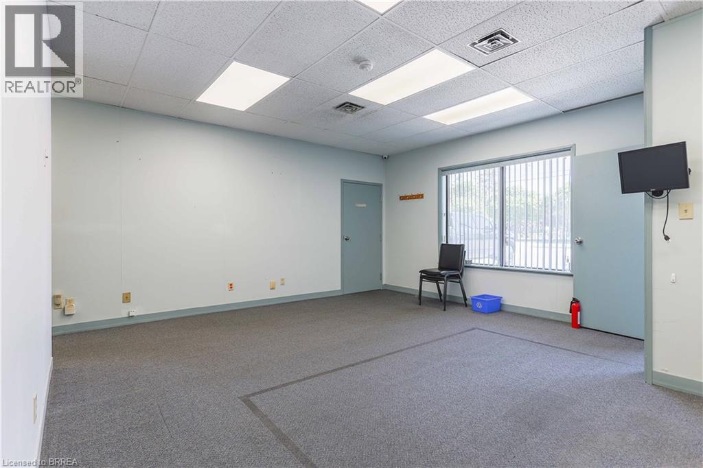 166 Charing Cross Street Unit# A, Brantford, Ontario  N3R 2J4 - Photo 6 - 40809502