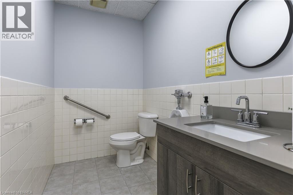 166 Charing Cross Street Unit# A, Brantford, Ontario  N3R 2J4 - Photo 12 - 40809502