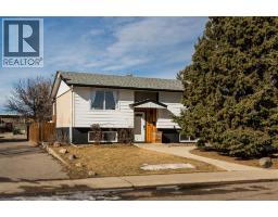 2414 14 Street N, Lethbridge, Alberta