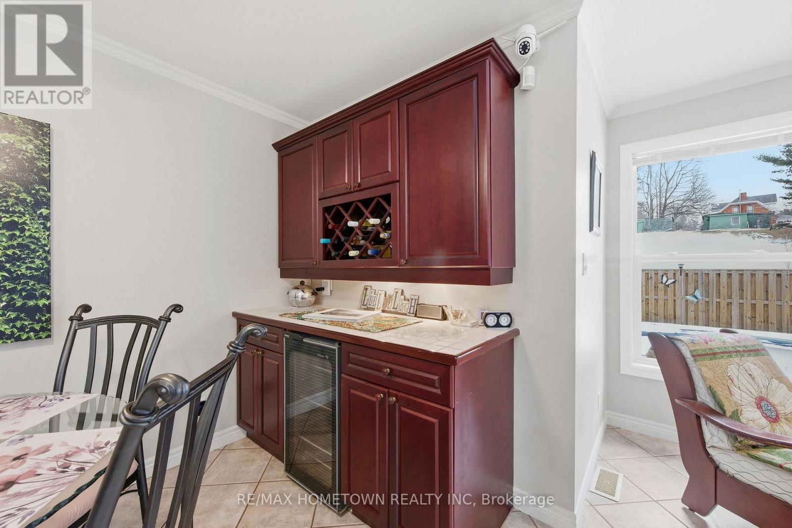 125 Butlers Crescent, Brockville, Ontario  K6V 7K8 - Photo 13 - X12874700