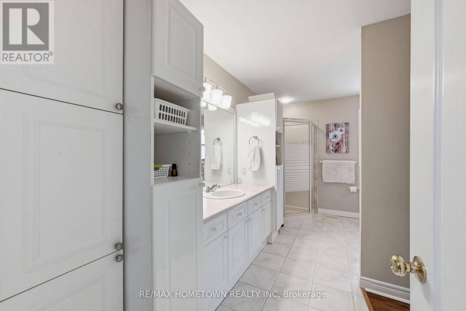 125 Butlers Crescent, Brockville, Ontario  K6V 7K8 - Photo 24 - X12874700