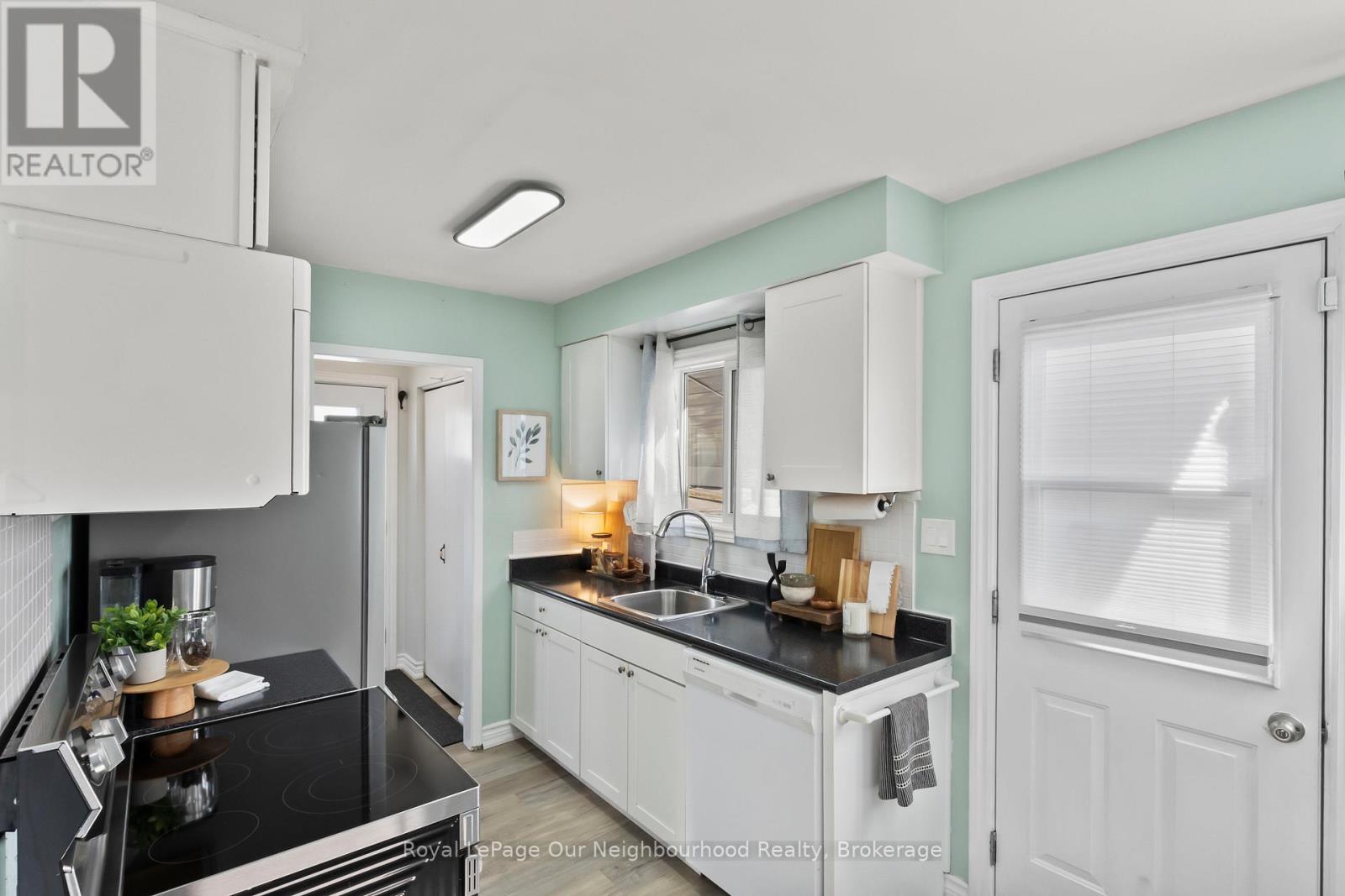 81 Swanston Crescent, Ajax, Ontario  L1S 3J5 - Photo 12 - E12874660