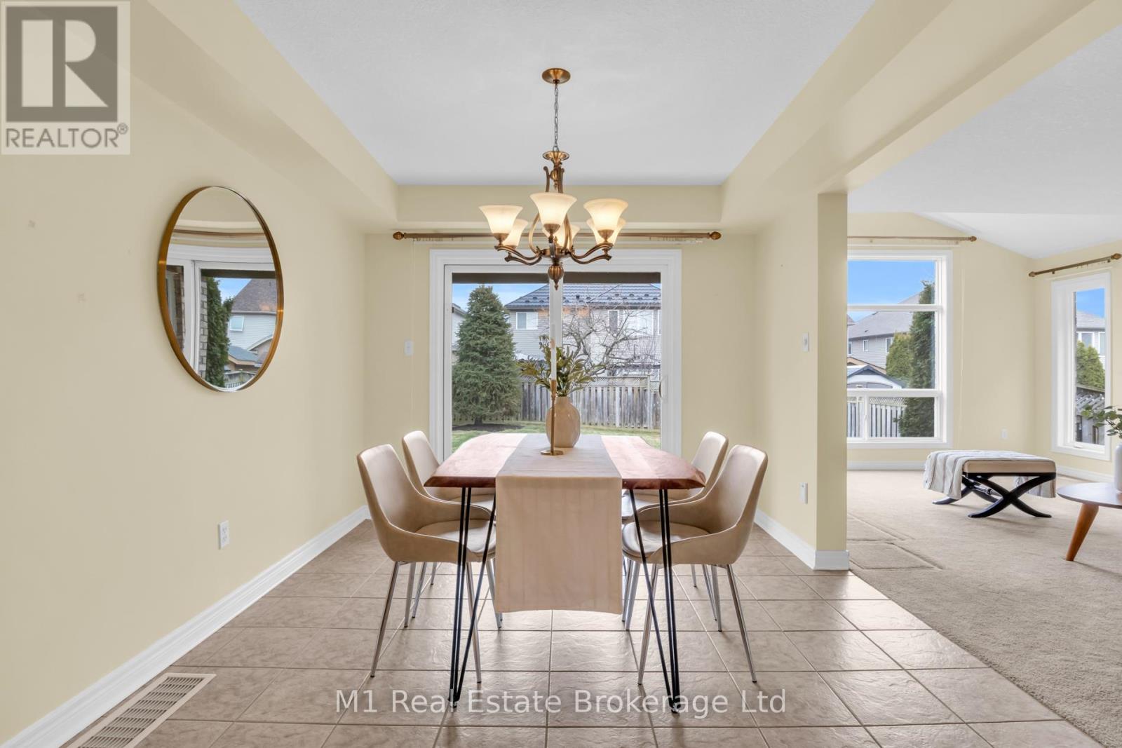 33 Hilltop Road, Guelph (Victoria North), Ontario  N1E 7L4 - Photo 13 - X12874656