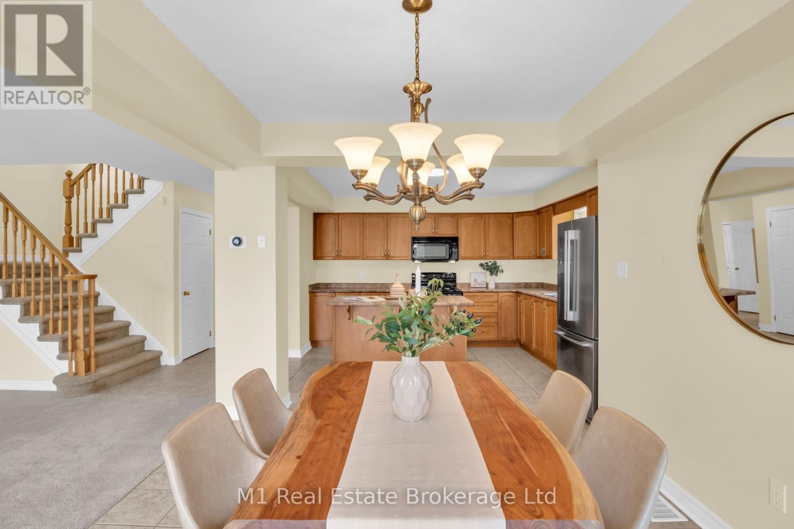 33 Hilltop Road, Guelph (Victoria North), Ontario  N1E 7L4 - Photo 14 - X12874656