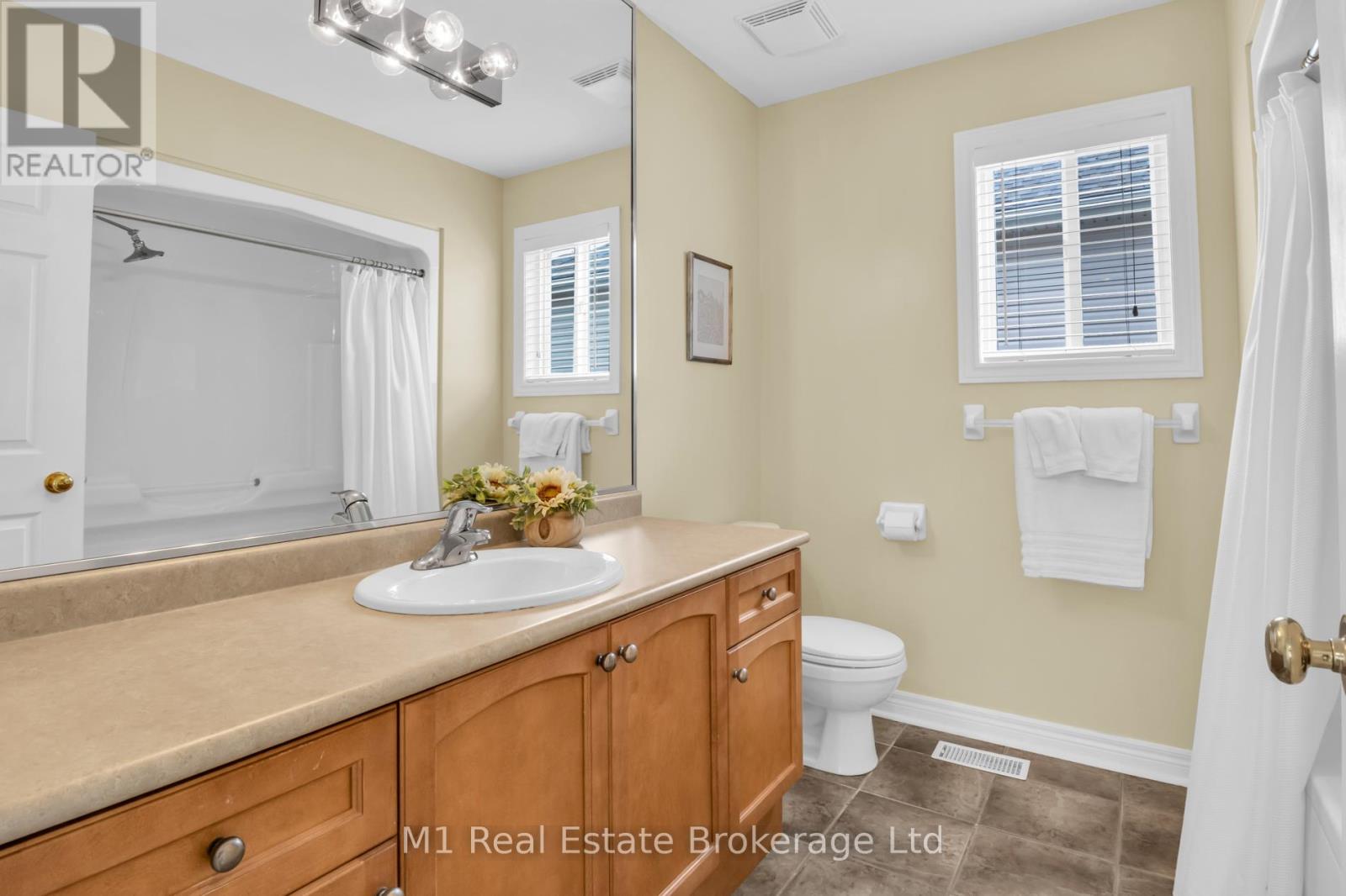 33 Hilltop Road, Guelph (Victoria North), Ontario  N1E 7L4 - Photo 32 - X12874656