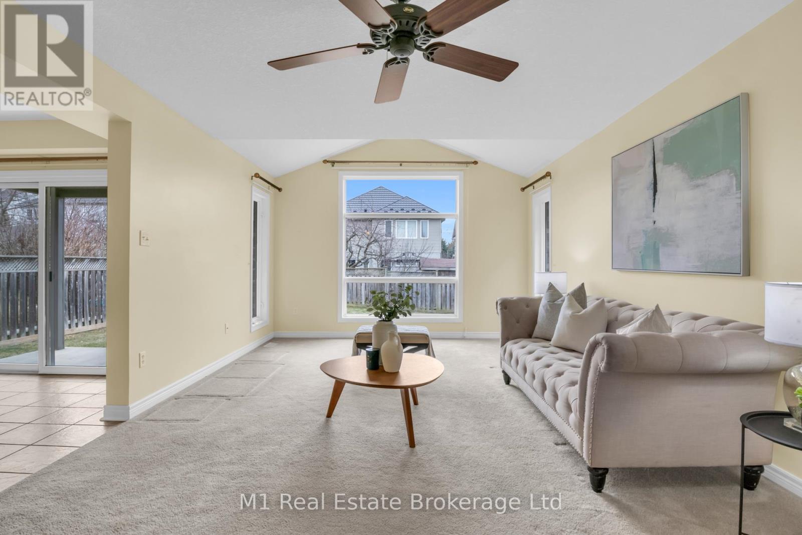 33 Hilltop Road, Guelph (Victoria North), Ontario  N1E 7L4 - Photo 6 - X12874656