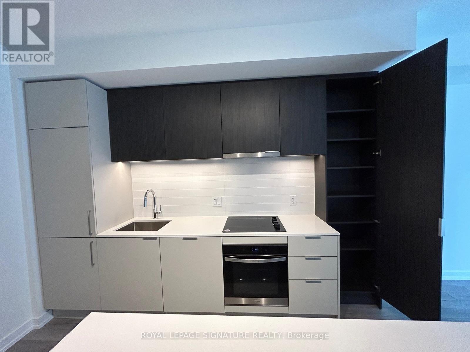 702 - 89 Church Street, Toronto (Church-Yonge Corridor), Ontario  M5C 2G3 - Photo 3 - C12874658