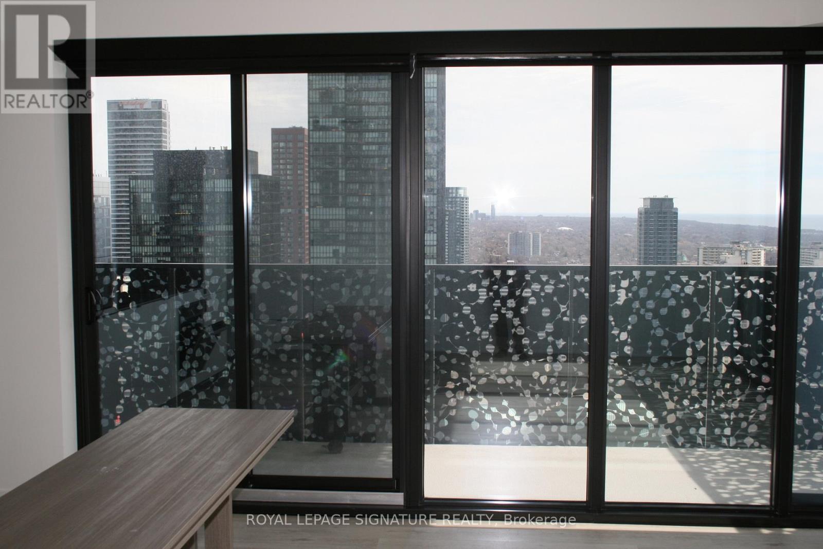 4002 - 55 Charles Street E, Toronto, Ontario  M4Y 0J1 - Photo 15 - C12874686