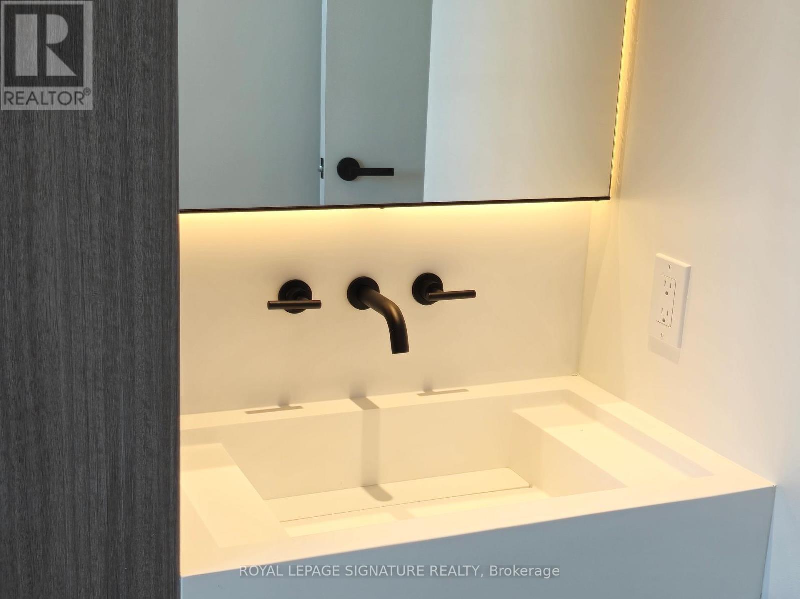 4002 - 55 Charles Street E, Toronto, Ontario  M4Y 0J1 - Photo 23 - C12874686