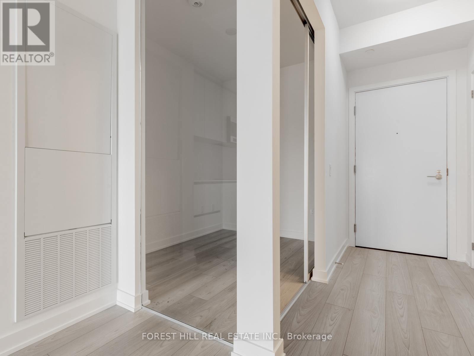 1910S - 110 BROADWAY AVENUE Toronto (Mount Pleasant West), ON M4P 1V7