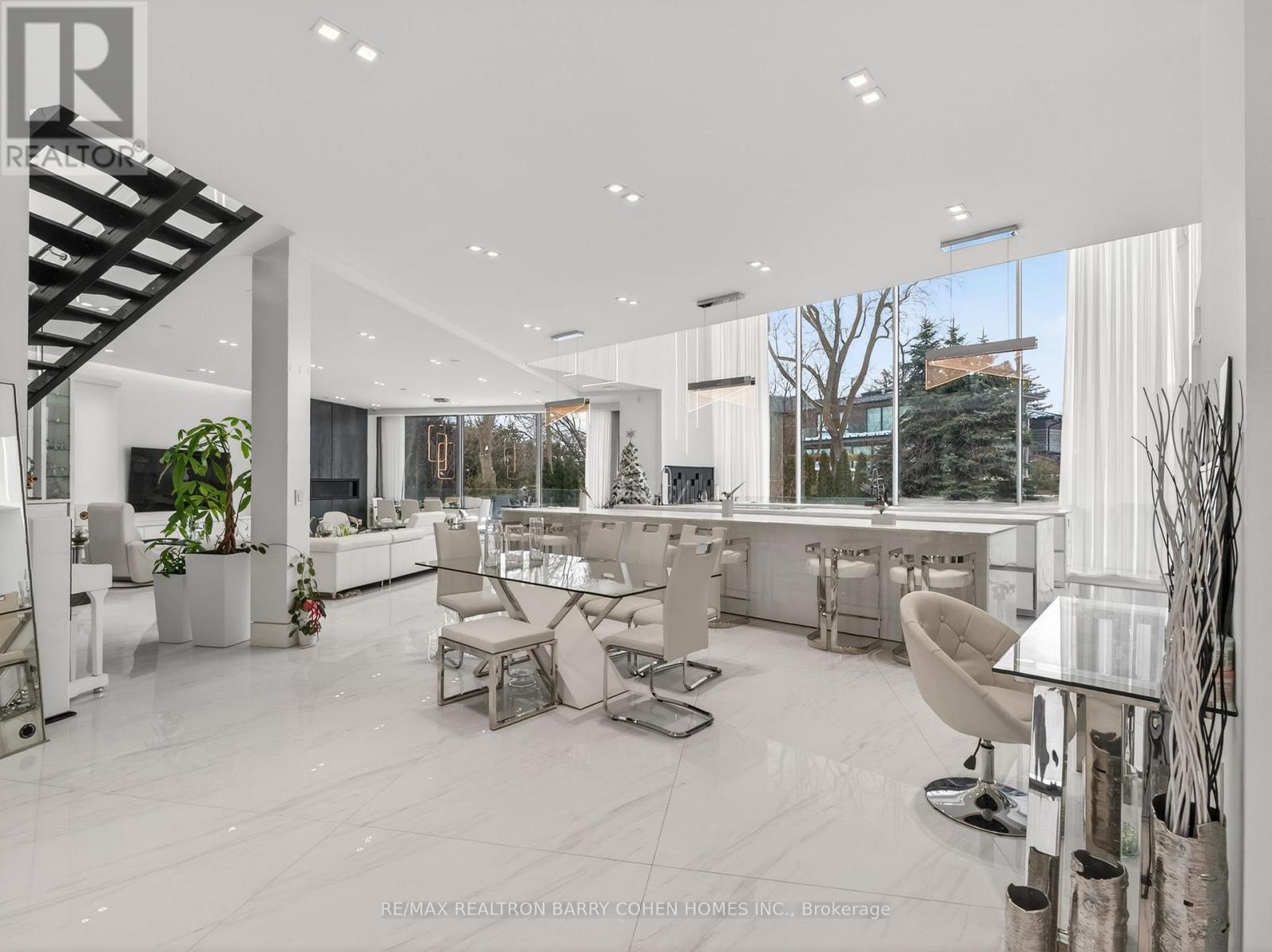 8 Cadmus Road, Toronto, Ontario  M2M 2M4 - Photo 7 - C12874746