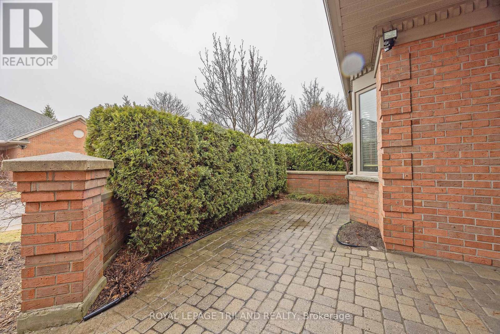 32 - 50 Northumberland Road, London North, Ontario  N6H 5J2 - Photo 4 - X12874698