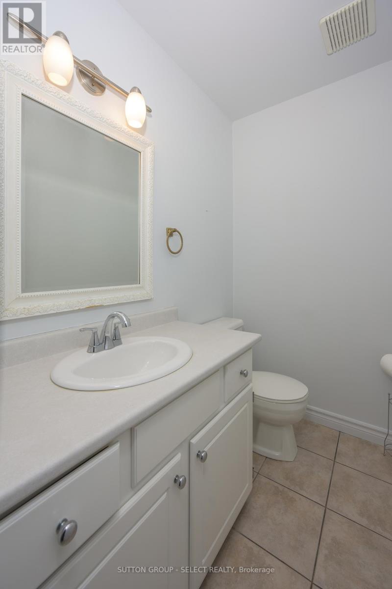 2 - 189 Homestead Crescent, London North, Ontario  N6C 2J4 - Photo 12 - X12874744