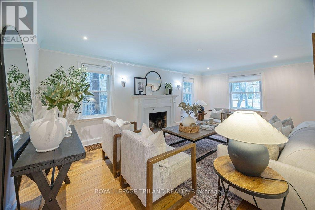 Photo 10 of 50 for 96 Base Line Road E