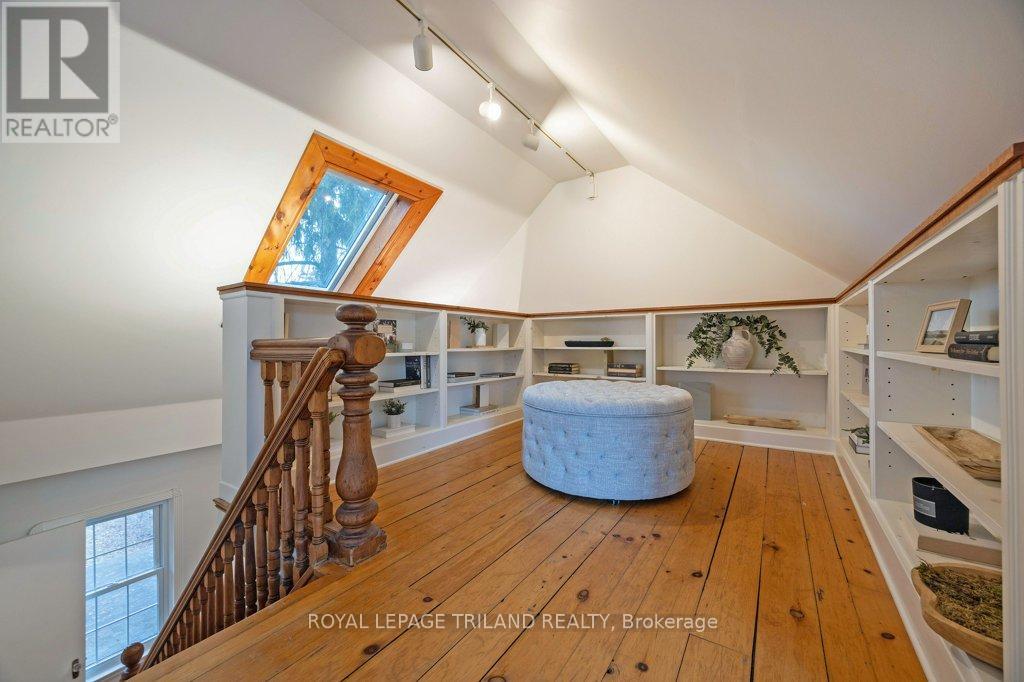 Photo 32 of 50 for 96 Base Line Road E