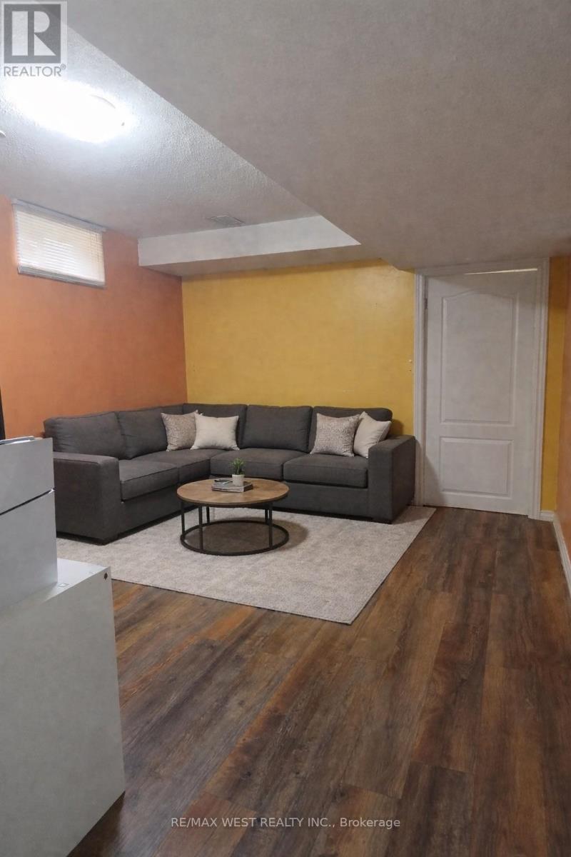 Lower - 126 Earth Star Trail, Brampton, Ontario  L6R 1A7 - Photo 2 - W12867674