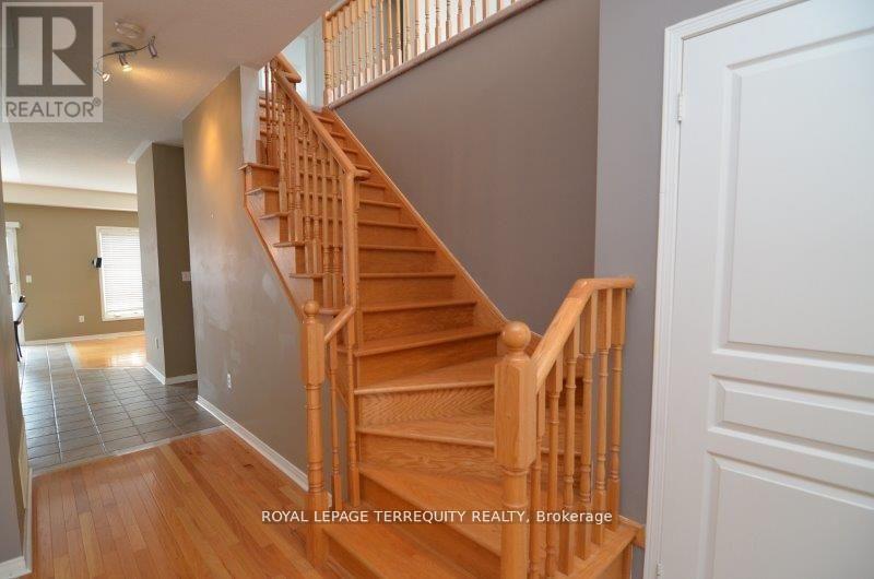 5 Wilcliff Court, Markham (Greensborough), Ontario  L6E 2E5 - Photo 6 - N12874630